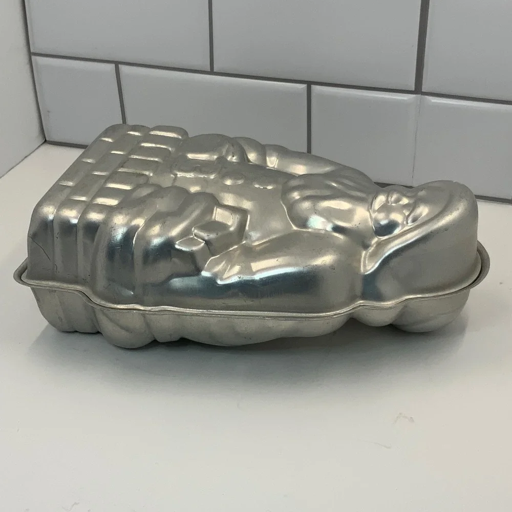 N/A vintage aluminum